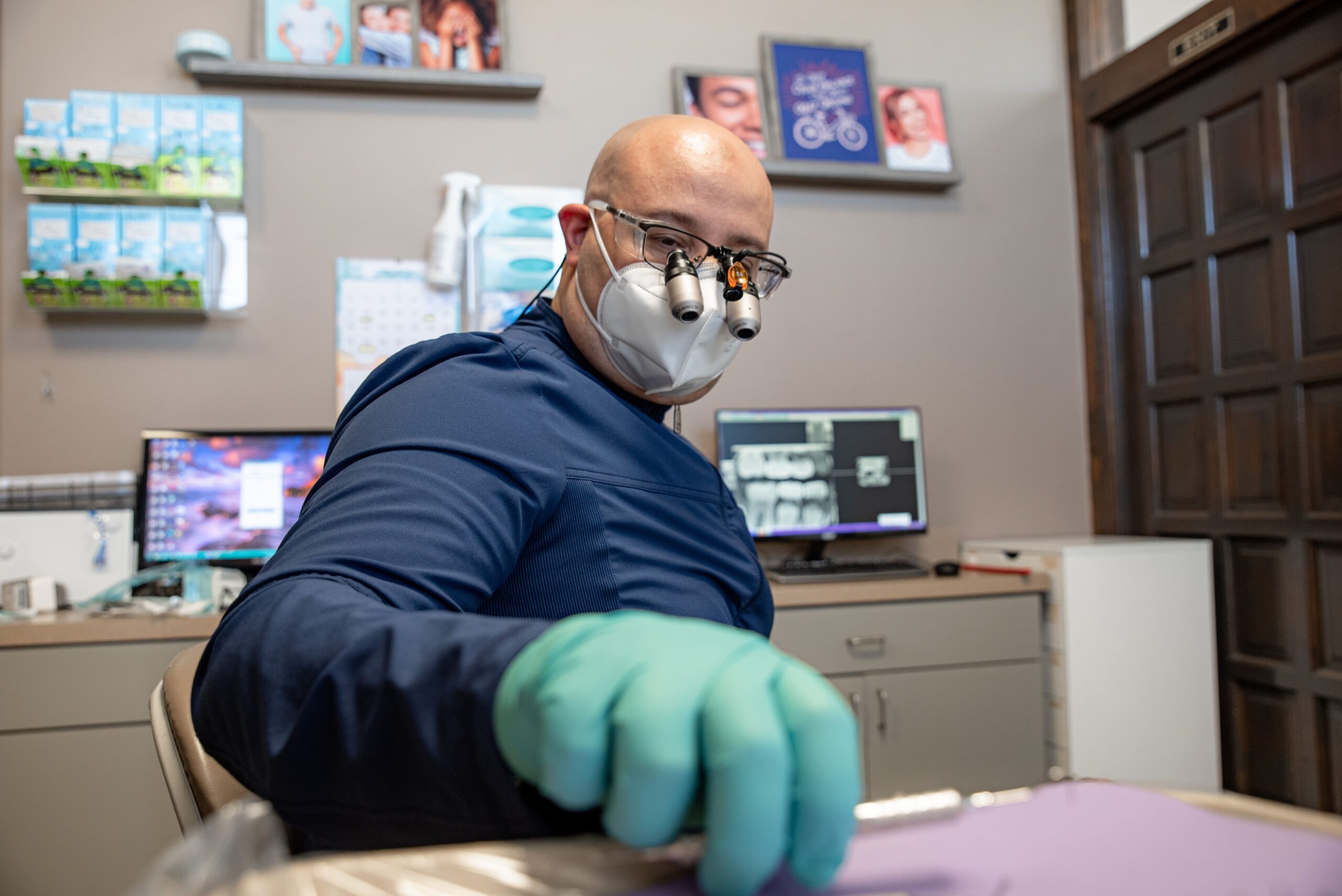 Dr. Abdulaziz Dudeen of LOL Dental & Orthodontics in consultation with a patient